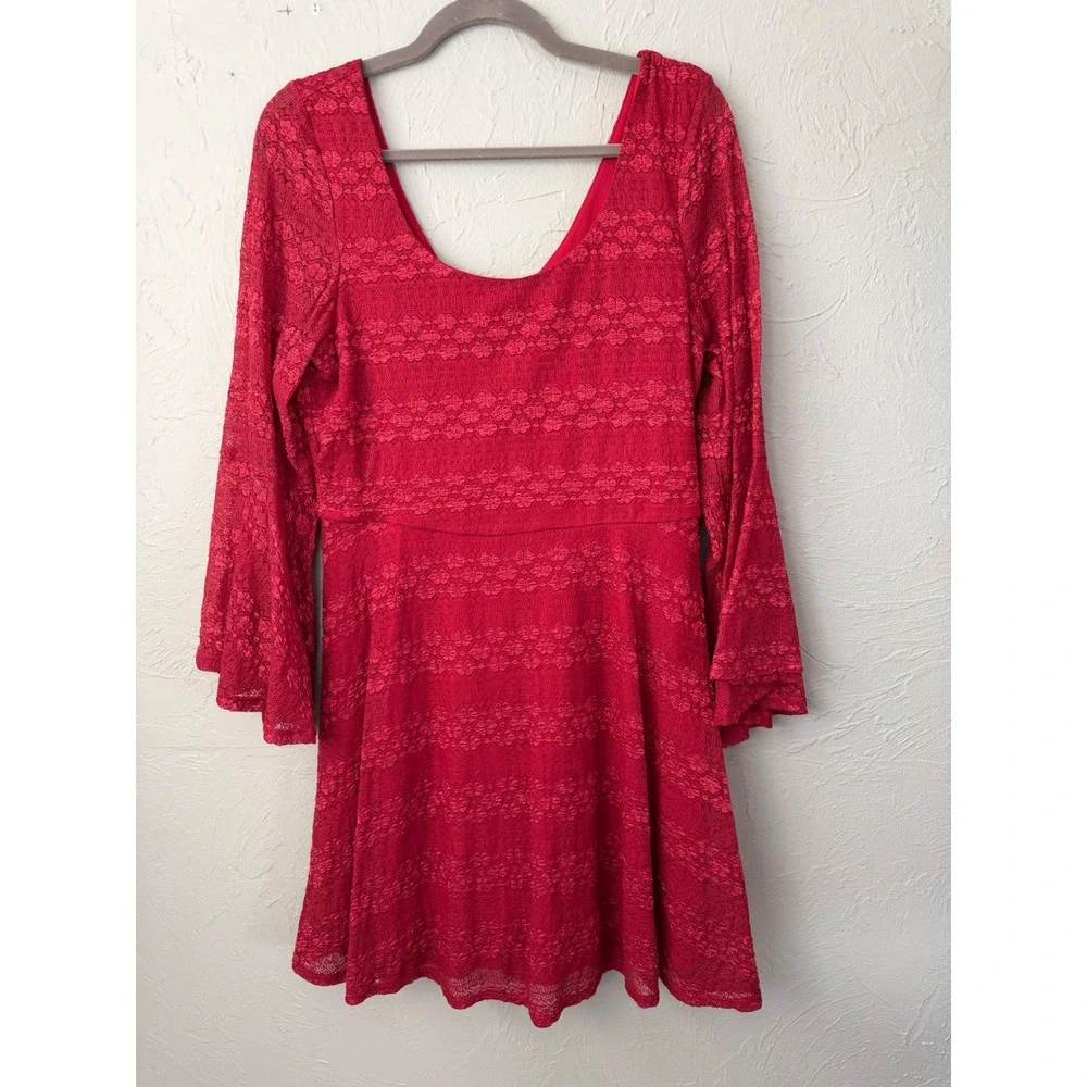 Love Reign Red Lace Bell Sleeve Fit and Flare Mini Dress XL - Picture 1 of 6